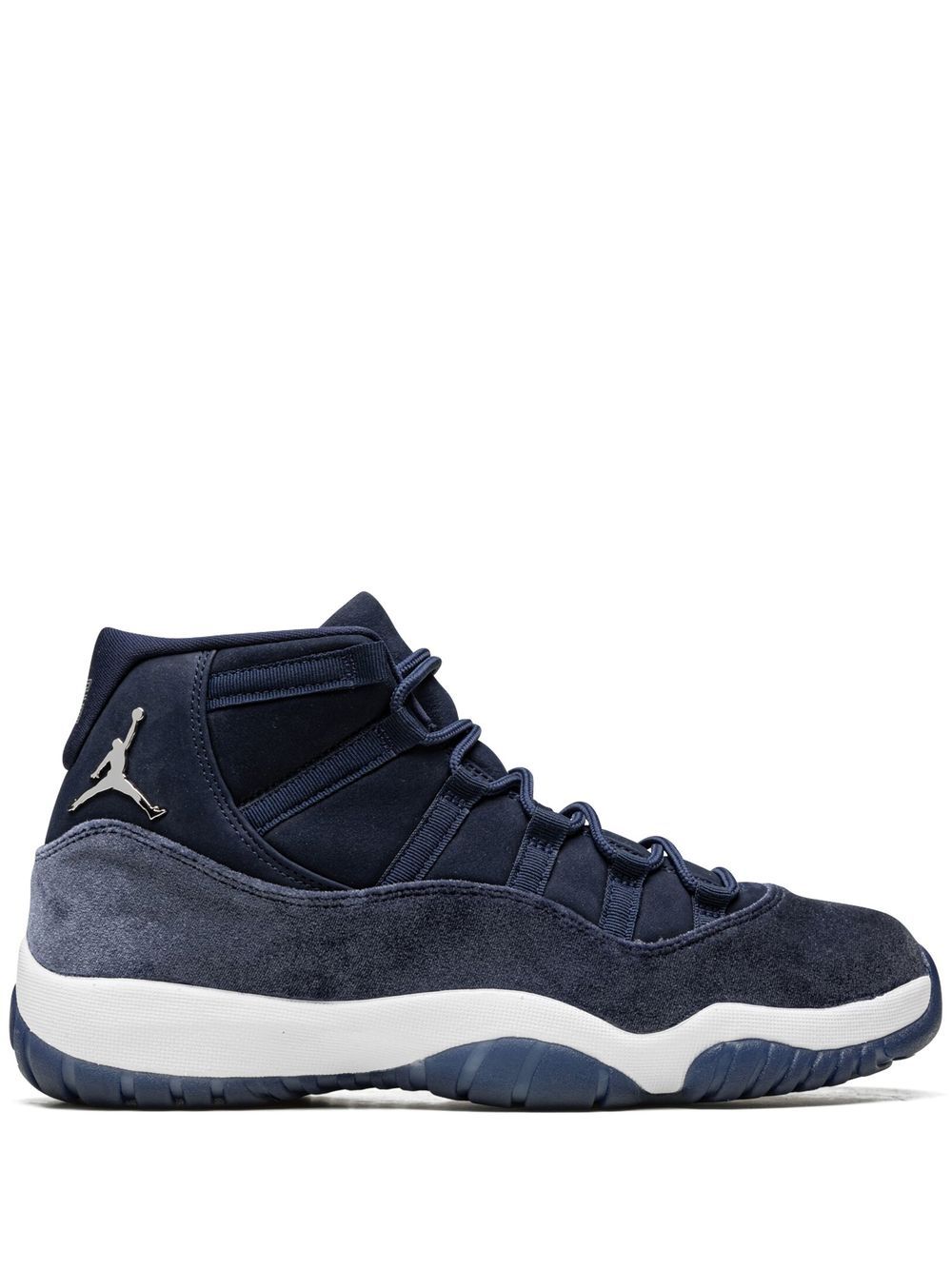 Air Jordan 11 Velvet "Midnight Navy" sneakers
