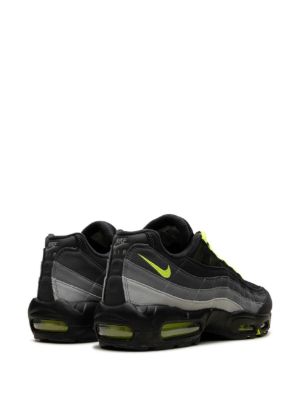 Air Max 95 "Black Neon" sneakers - Photo 5