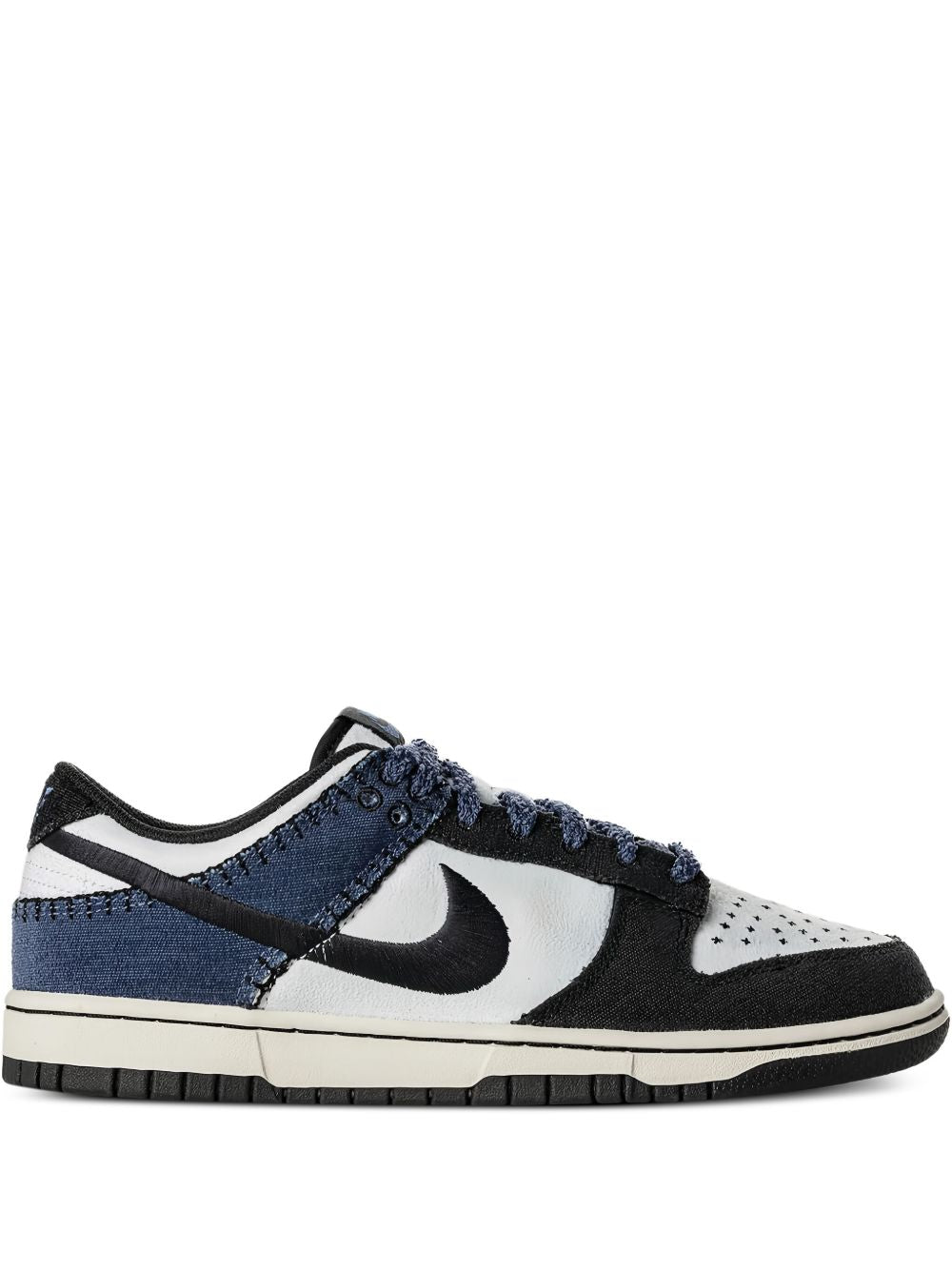 SB Dunk Low Retro SE "Sandee Purple" sneakers